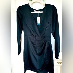 NWT, Abercrombie & Fitch "Fit to Flatter" Dress, Size Small